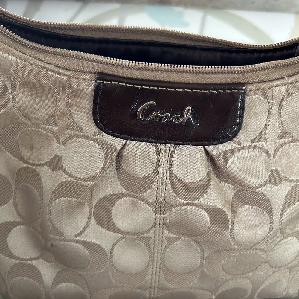Coach crossbody bag. Small. Needs litte cleaning